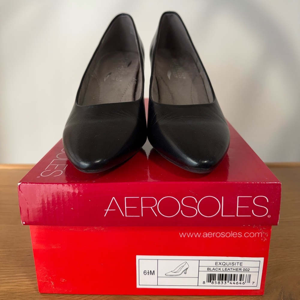 Aerosoles Black Leather Heels